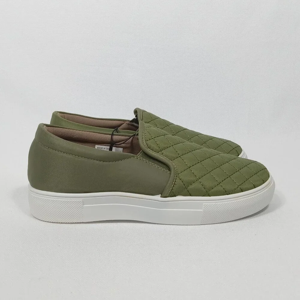 SERRA Women's Quilted Memory Foam Green Slip On Loafer Size 7 *NWT